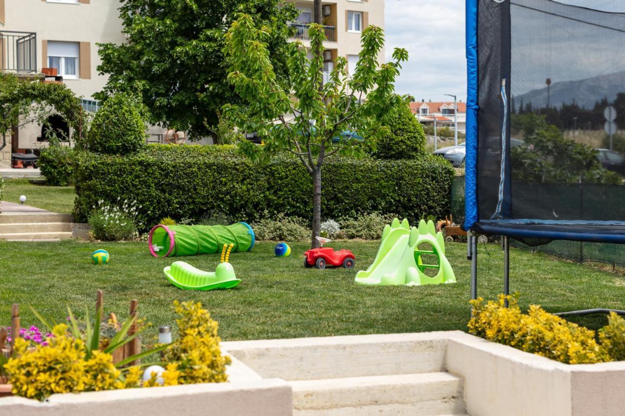 Sunny Garden Apartment Split Exterior foto