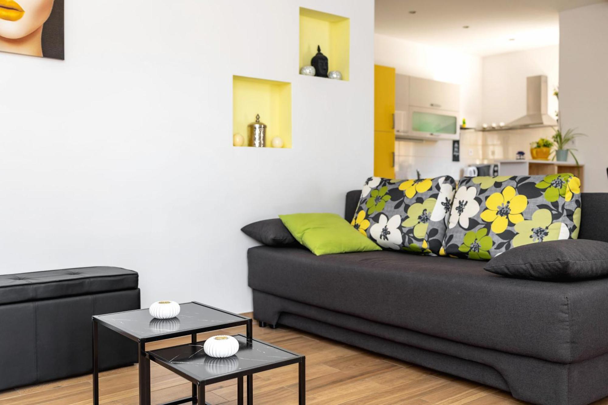 Sunny Garden Apartment Split Exterior foto