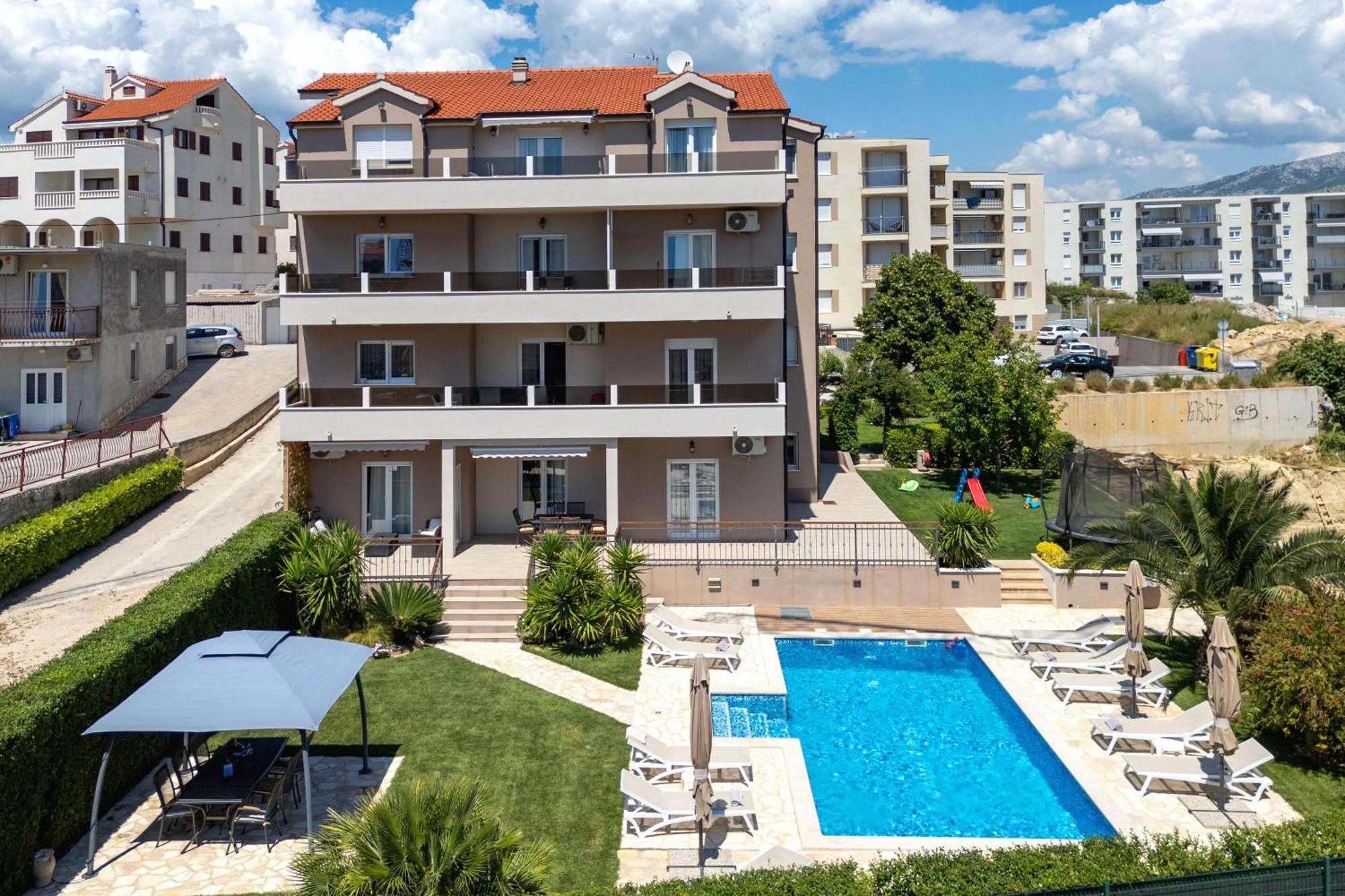 Sunny Garden Apartment Split Exterior foto